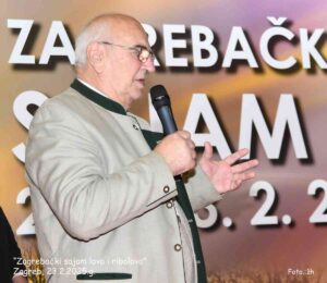 Hamerles kokotara borovnik ručni rad
