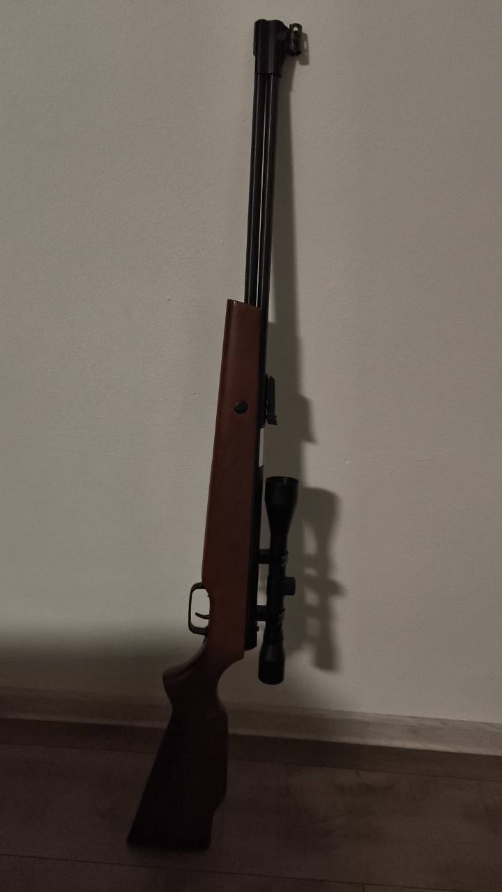 Zračna puška Hammerli Hunter force 900 sa optikom i torbom