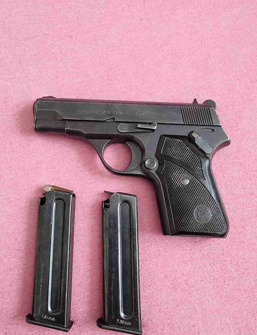 Pištolj CZ m 70 7, 65