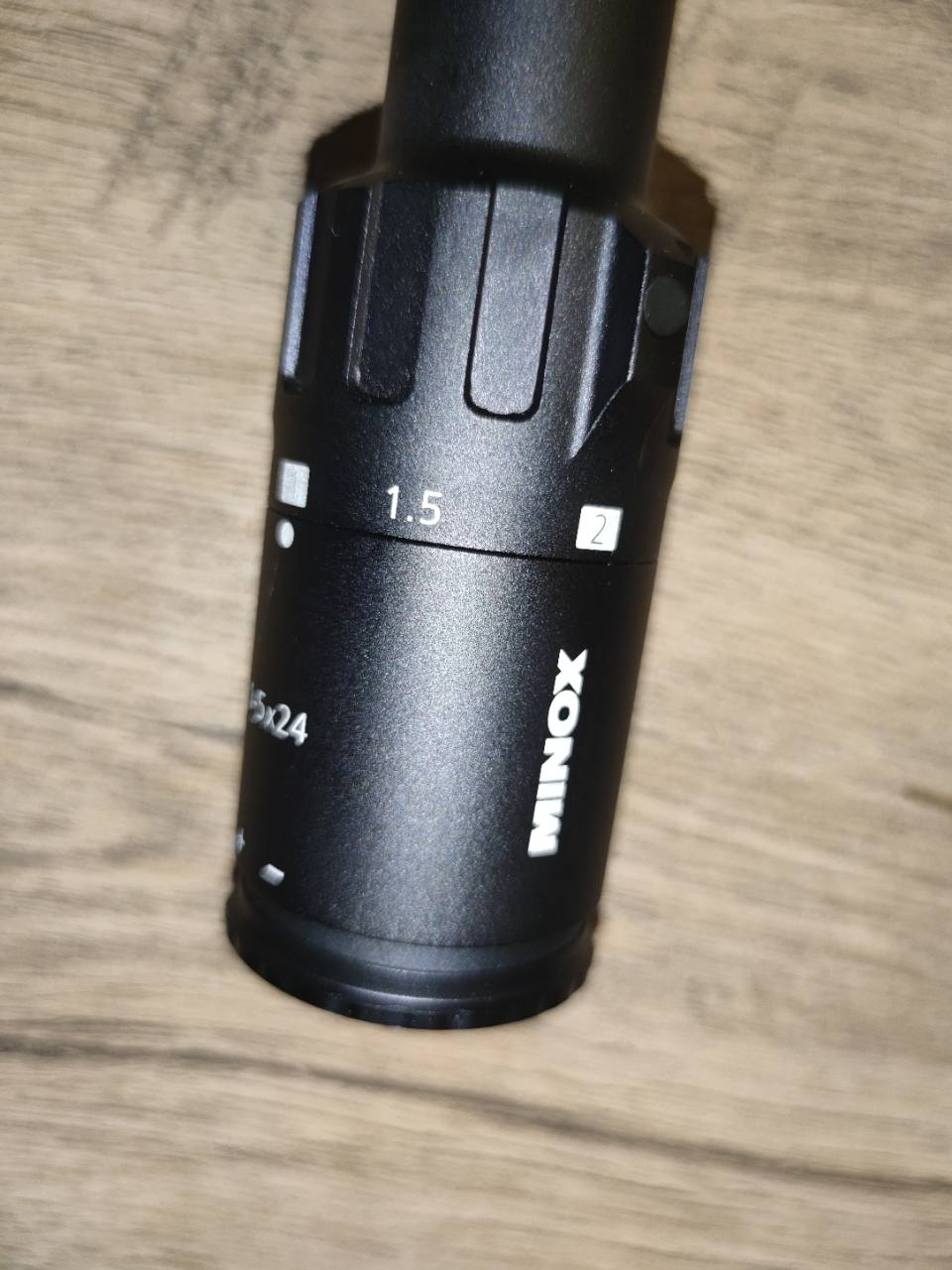 Minox 1-5×24 s crvenom točkom
