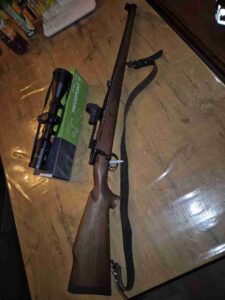 Štuc 7×64 crvena zastava