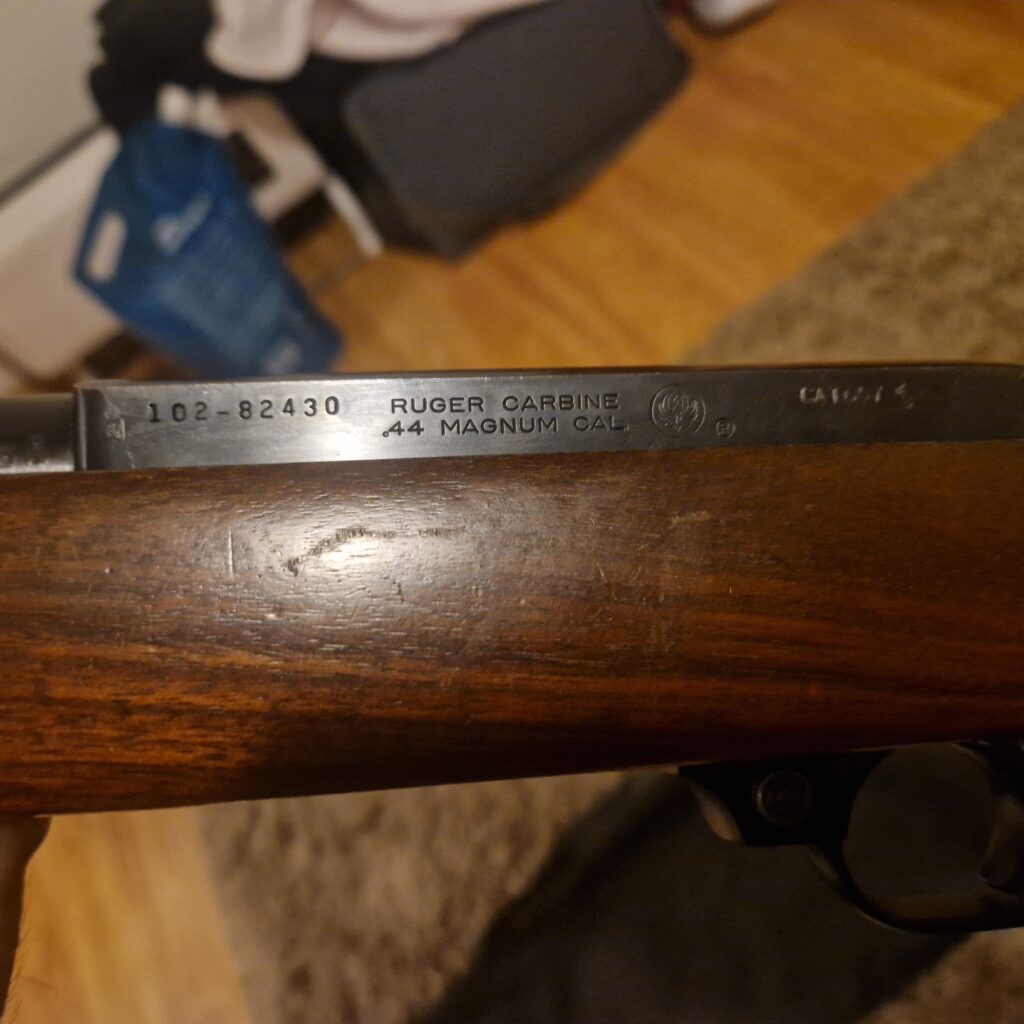 Ruger poluautomat 44 mag