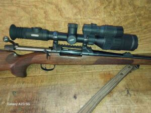 Karabin cz 557 s optikom pulsar digex