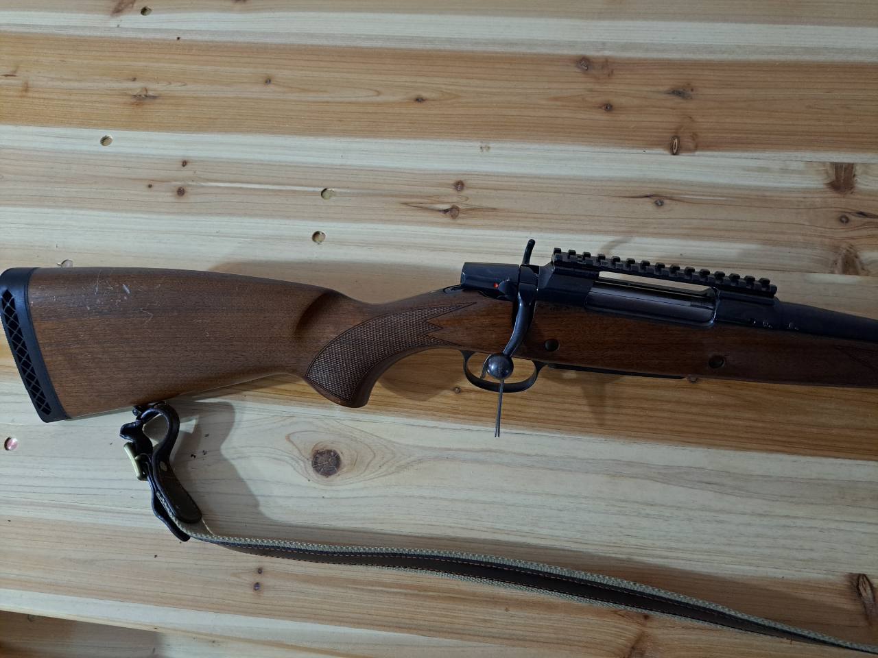 Lovački karabin Cz 550 medium 7 mm rem mag