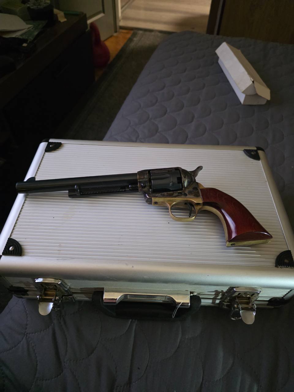 Uberti.a1873 cattleman 44 kategorija c