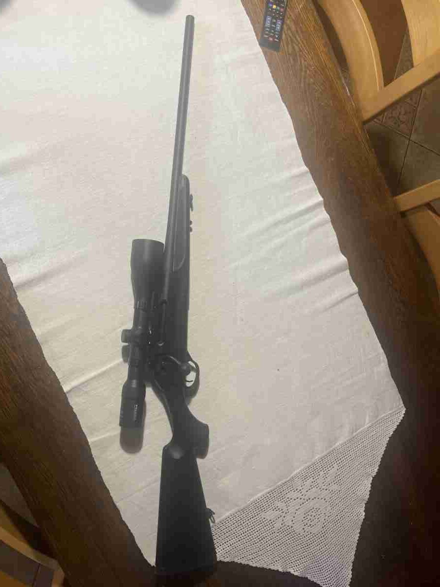 Heanel jager 10 sa optikom Steiner Ranger 4-1656