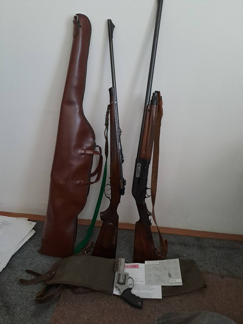 Prodajem sačmaricu Breda Browning kalibar 12