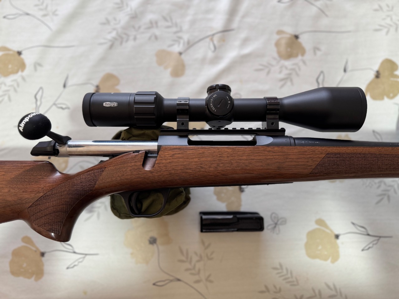 Prodajem karabin Browning A bolt III + Meopta Meosport R 3-15×50 + Nocpix Nite D70R