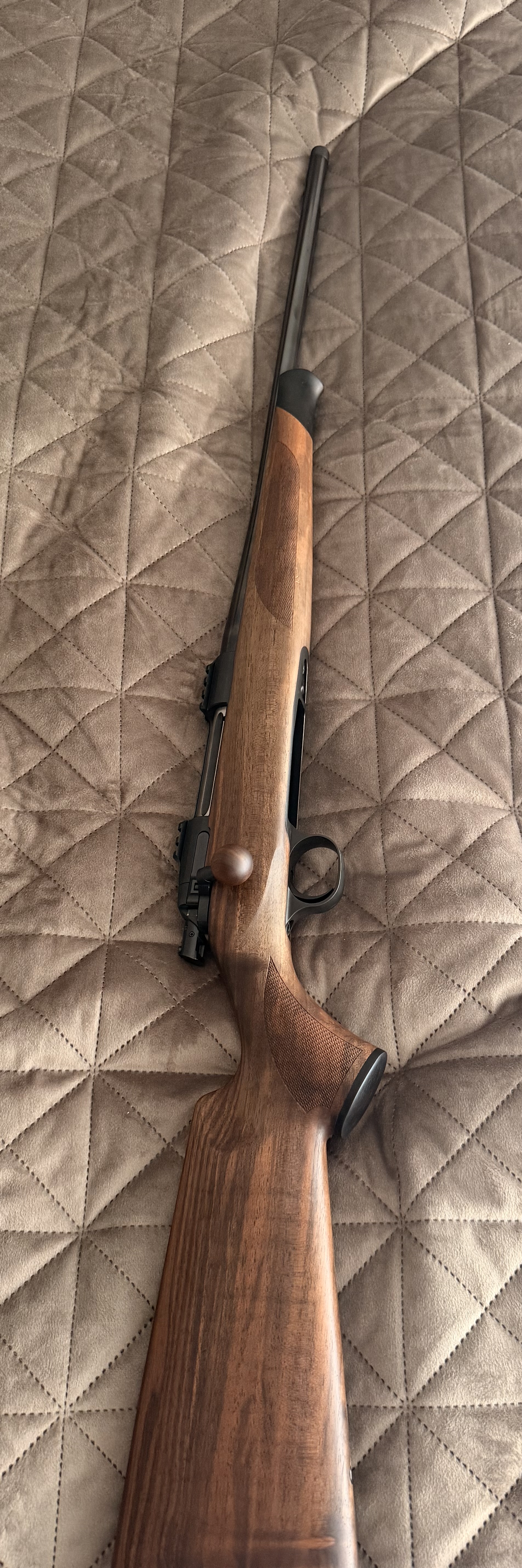 Steel Akcion