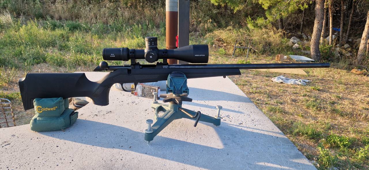 Cz 600 alpha 223