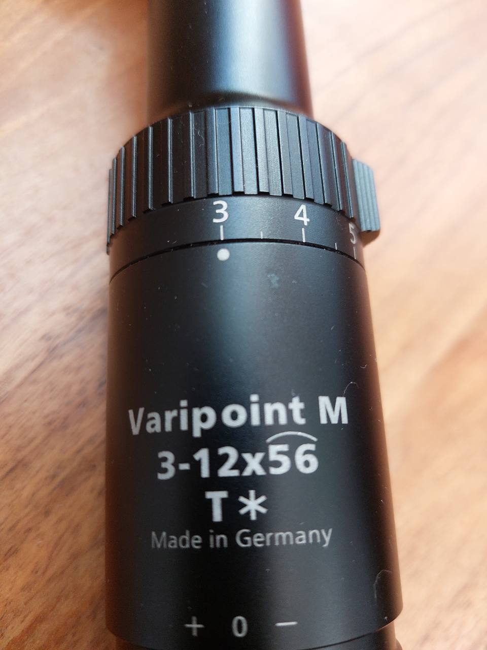 Zeiss Varipoint M 3:-12×56,lovačka optika