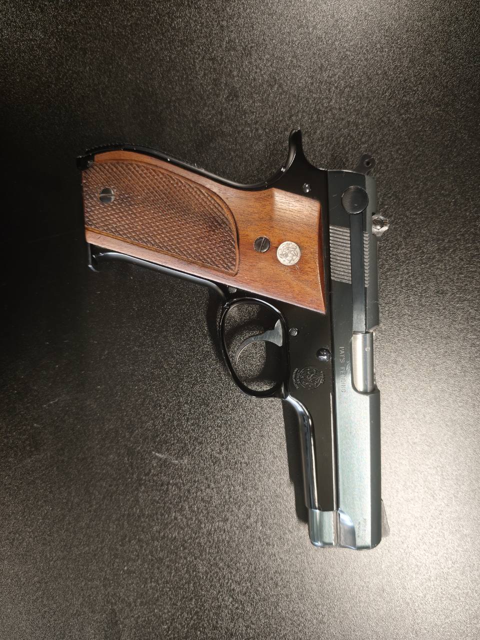 Smith & Wesson, Mod.39, 9×19
