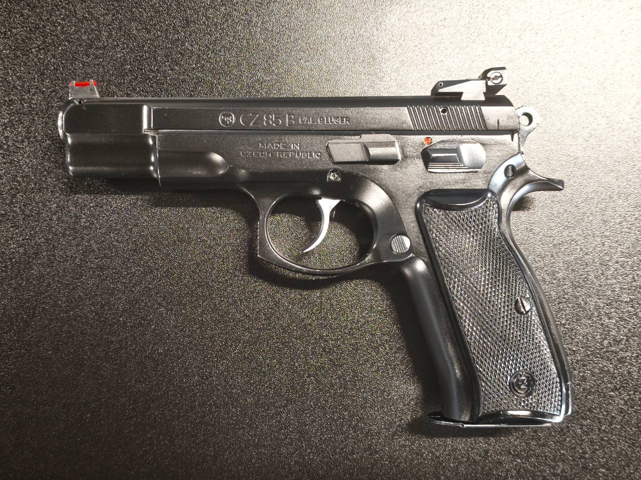 CZ 85B 9×19