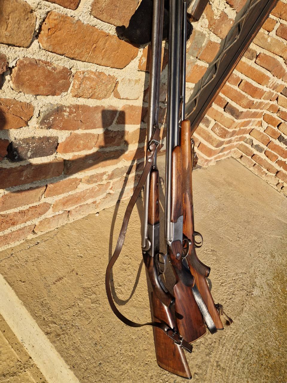Crvena Zastava,Bokerica i Madarica Monte Carlo : 0998371760
