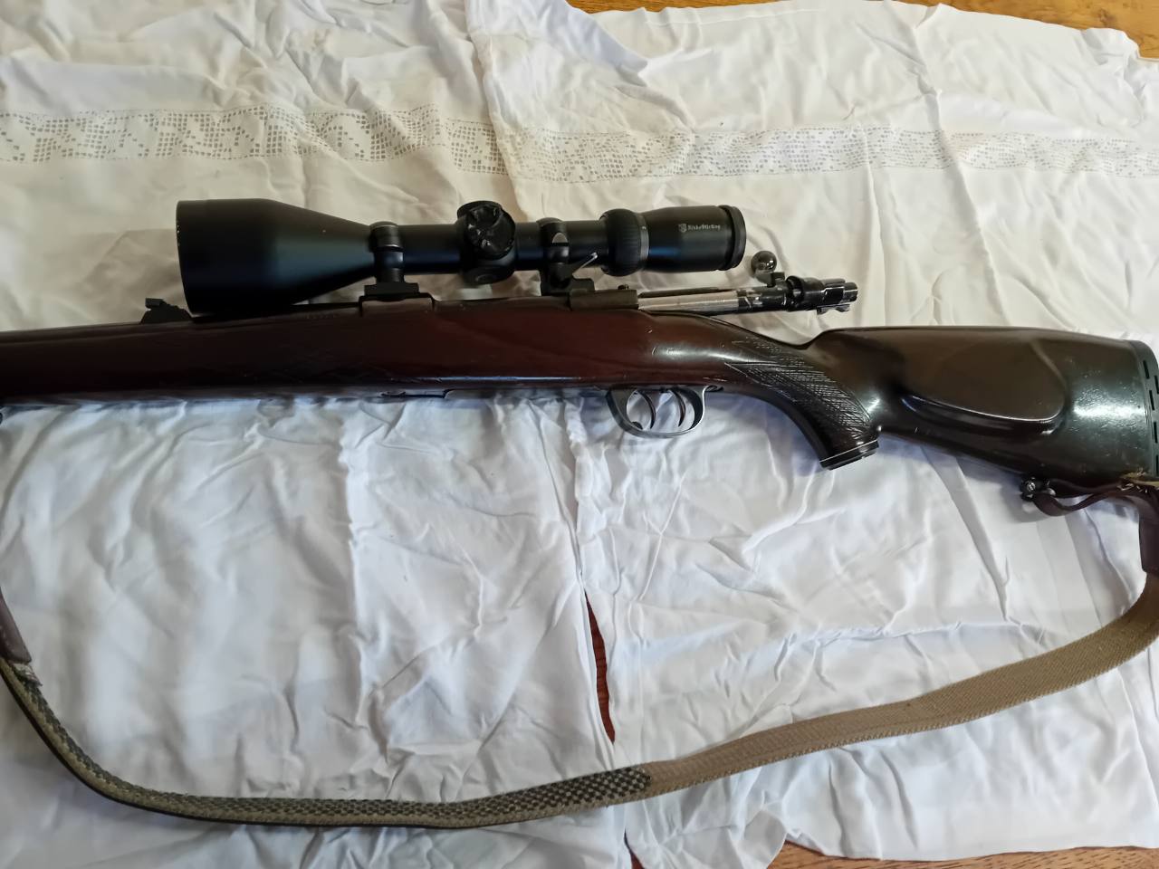Karabin CZ 70 ,8×57 sa optikom stanje vrhunsko.