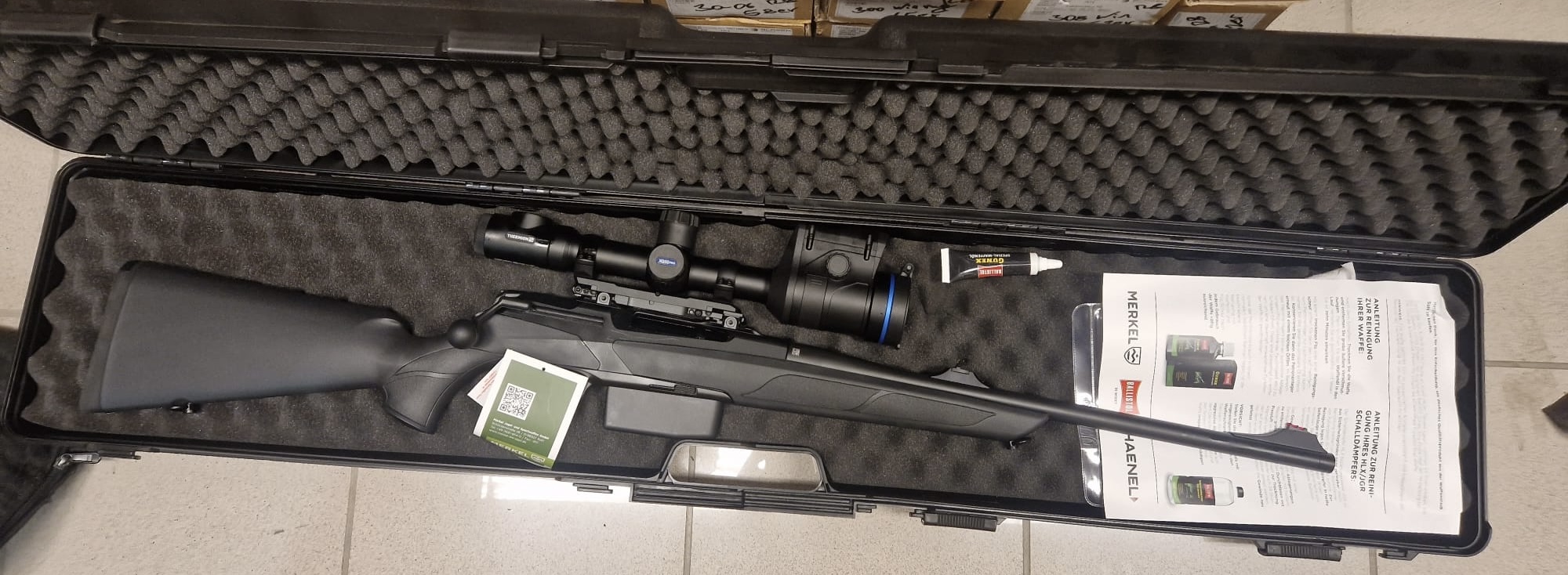 Merkel Helix Explorer 9.3×62 kao novo