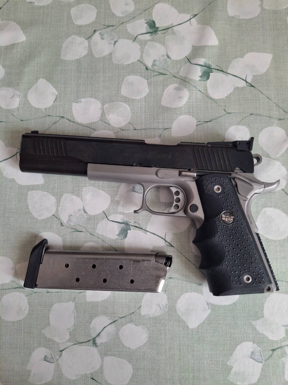 Pištolj Omega-Match