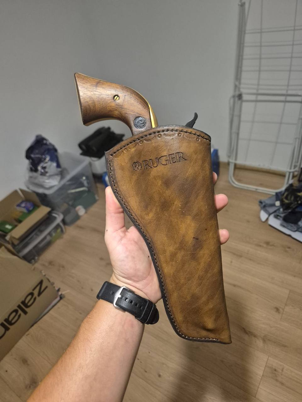 Revolver Ruger Blackhawk 357 mag, s kožnom futrolom