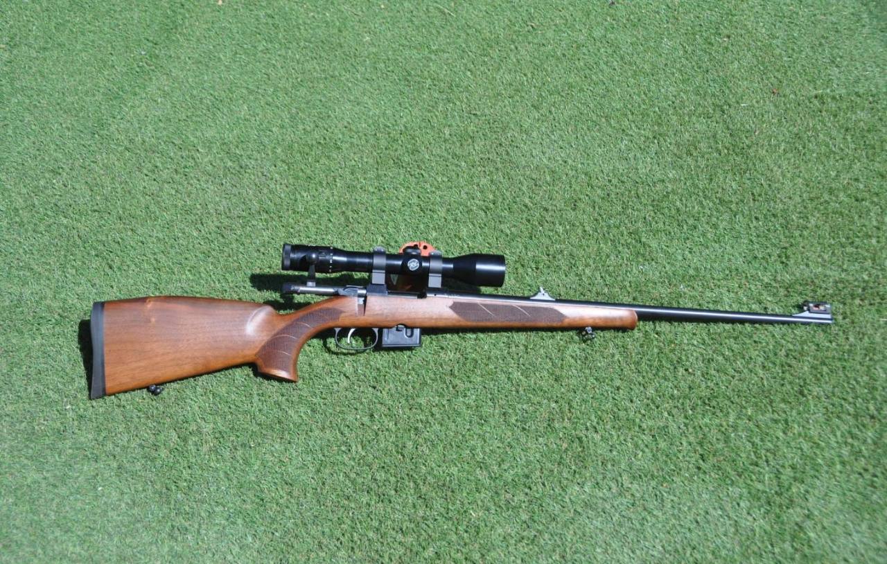 Puška CZ 527 LUX, kalibar .222 Remington, odlično stanje, kao nova