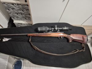 Čz 550 Ebony Edition 30-06