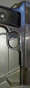 Prodajem pištolj crvena zastava para 9mm
