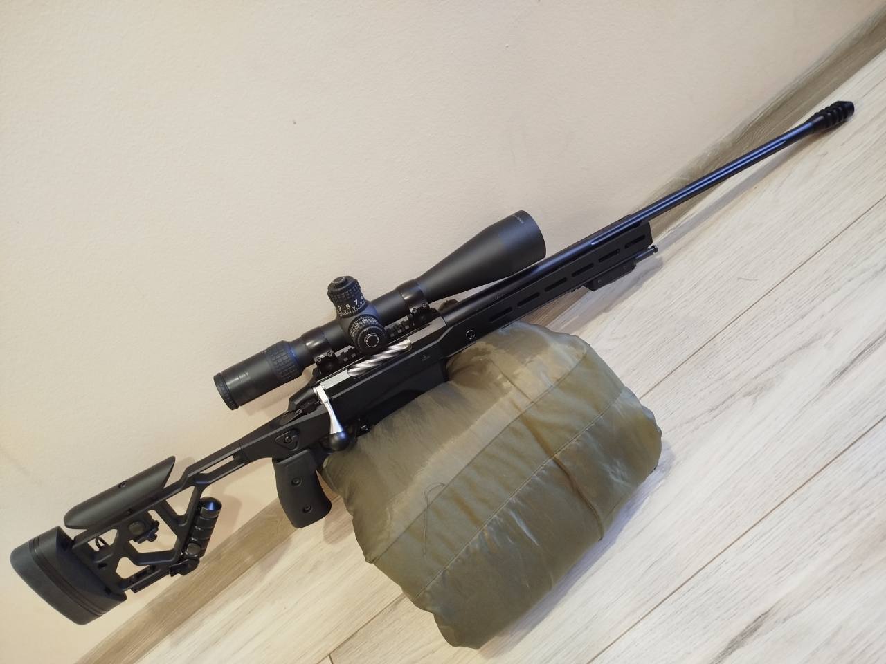 karabin Tikka t3x ace game 300 win mag sa Deltom stryker 5-50×56
