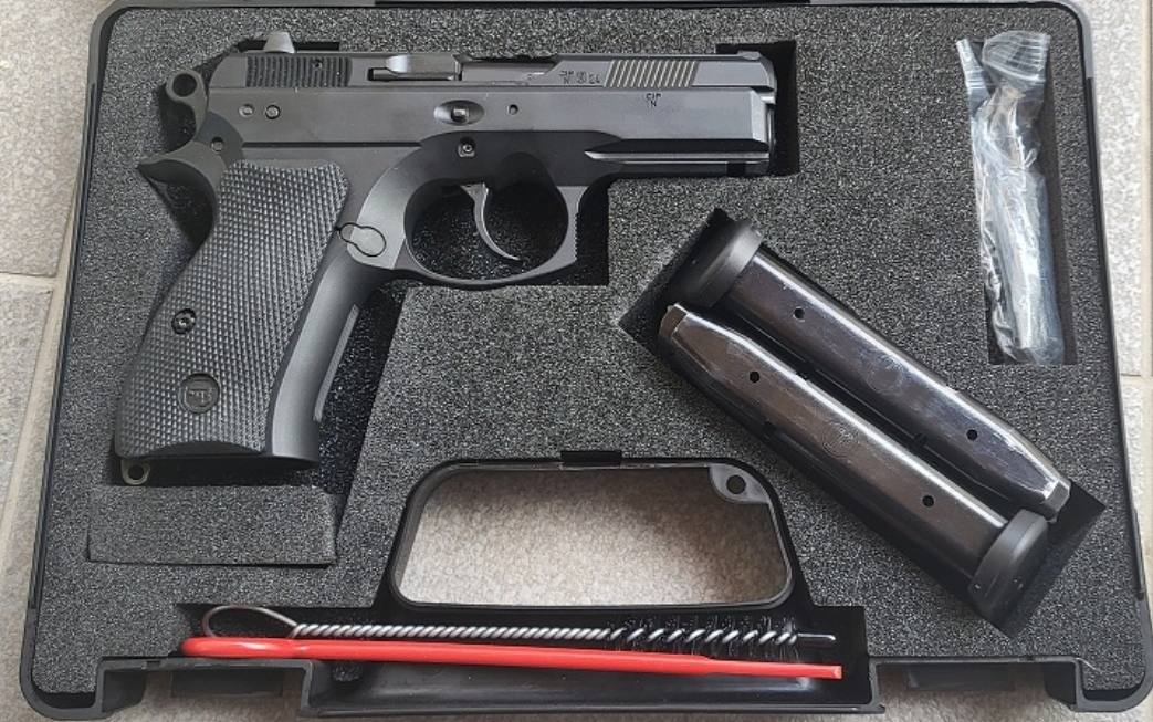 CZ 75 P-01
