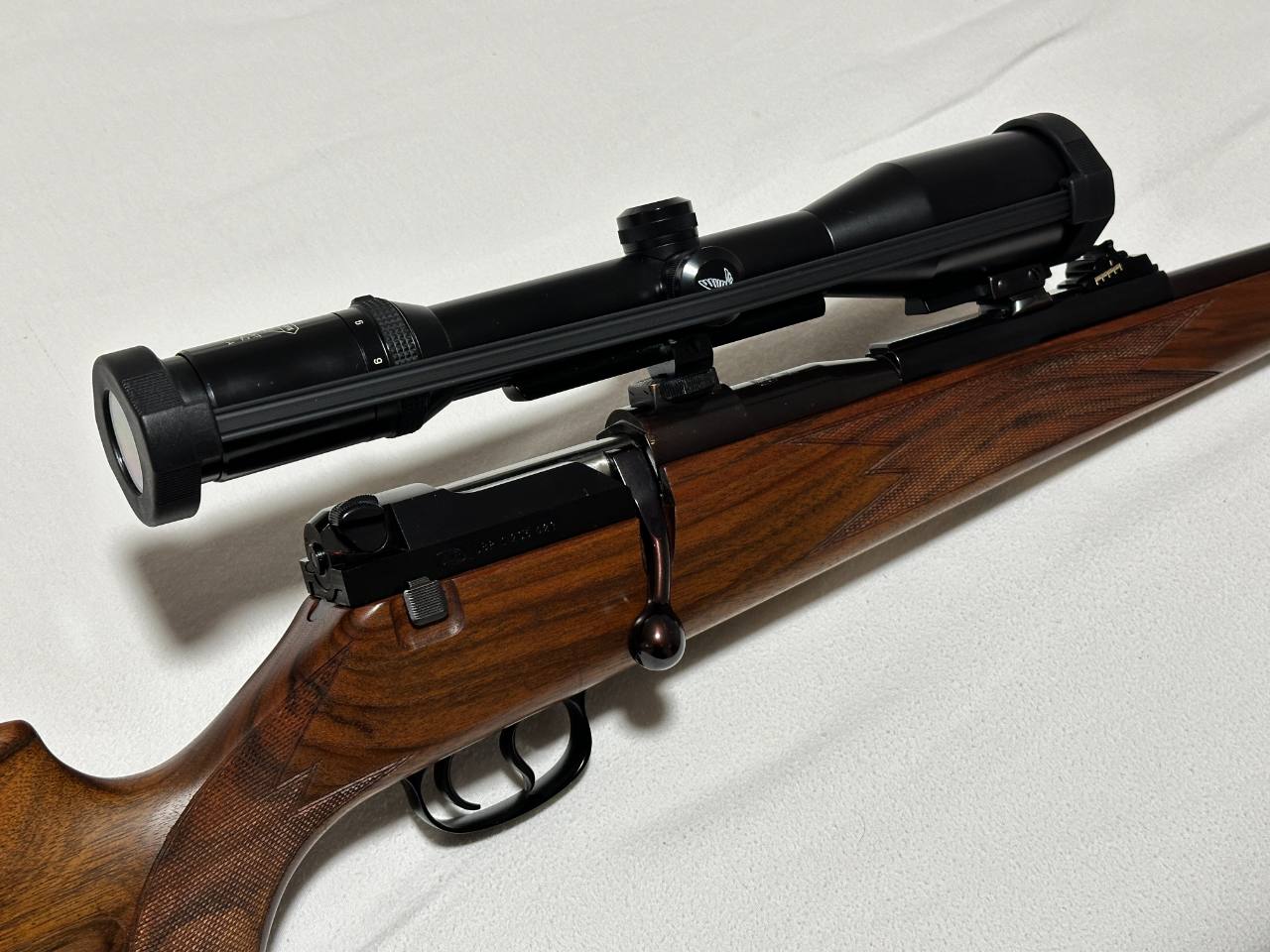 Lovački karabin Mauser 66s Luxus