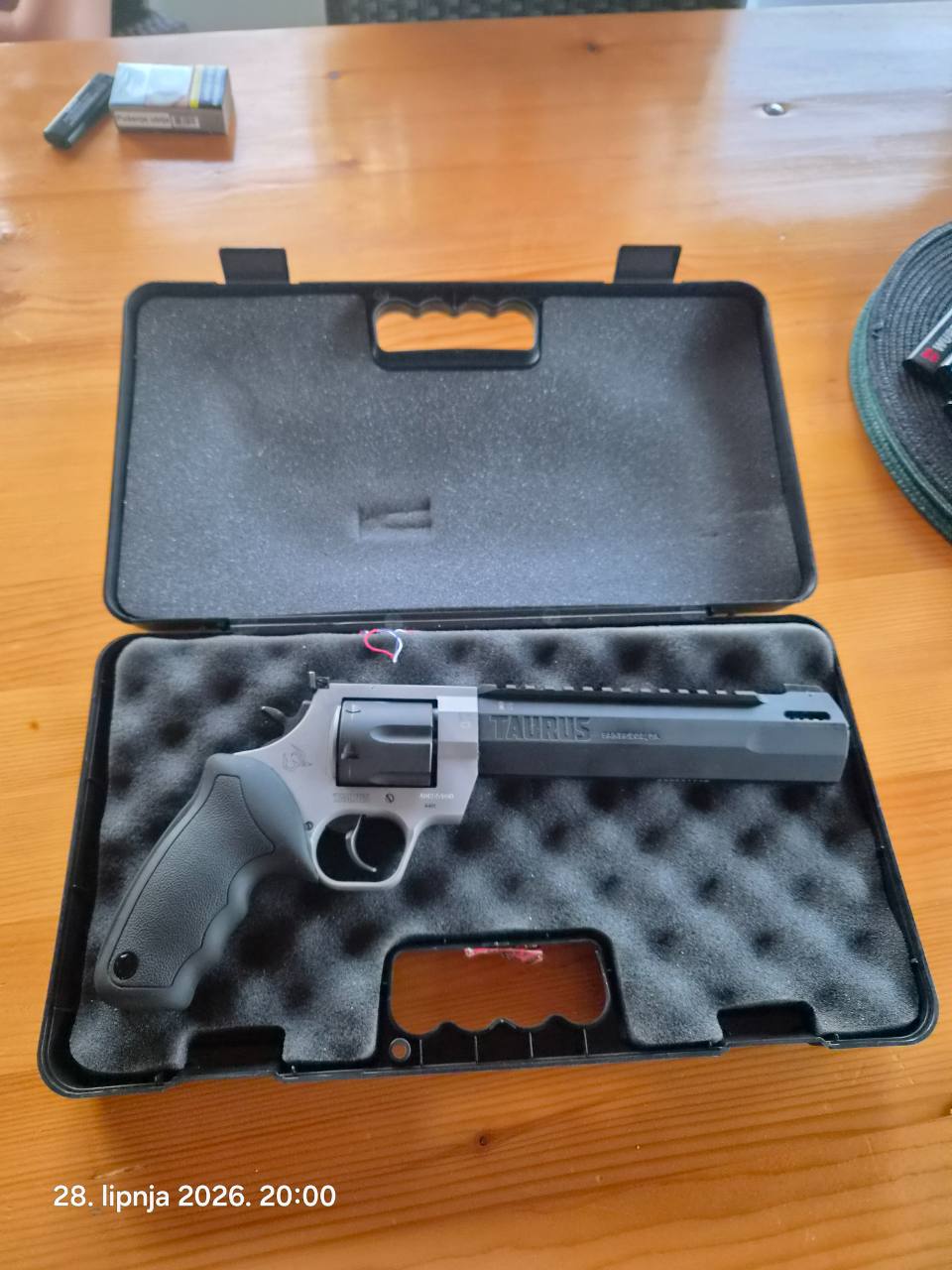 Revolver Taurus Tracker 44 magnum