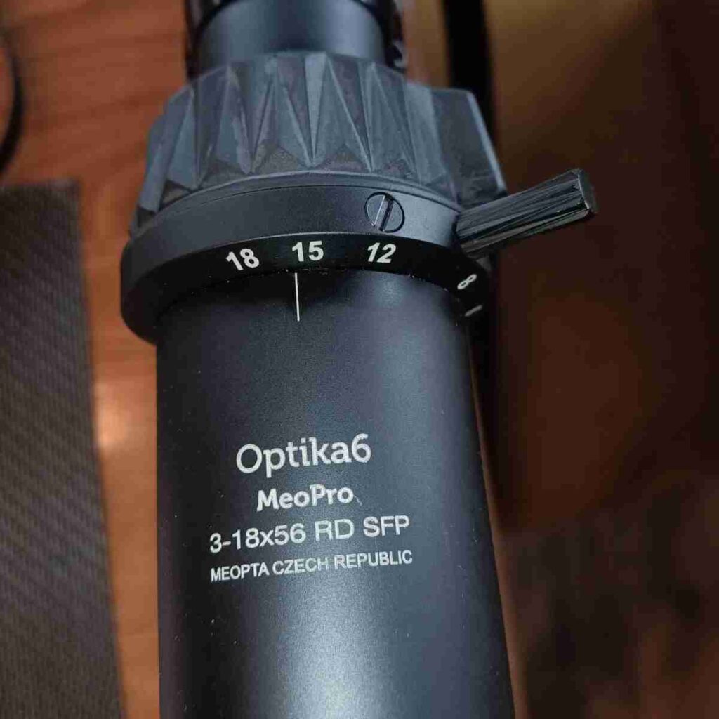 Voere 300 win mag,meopta 3-18×56 crvena točka