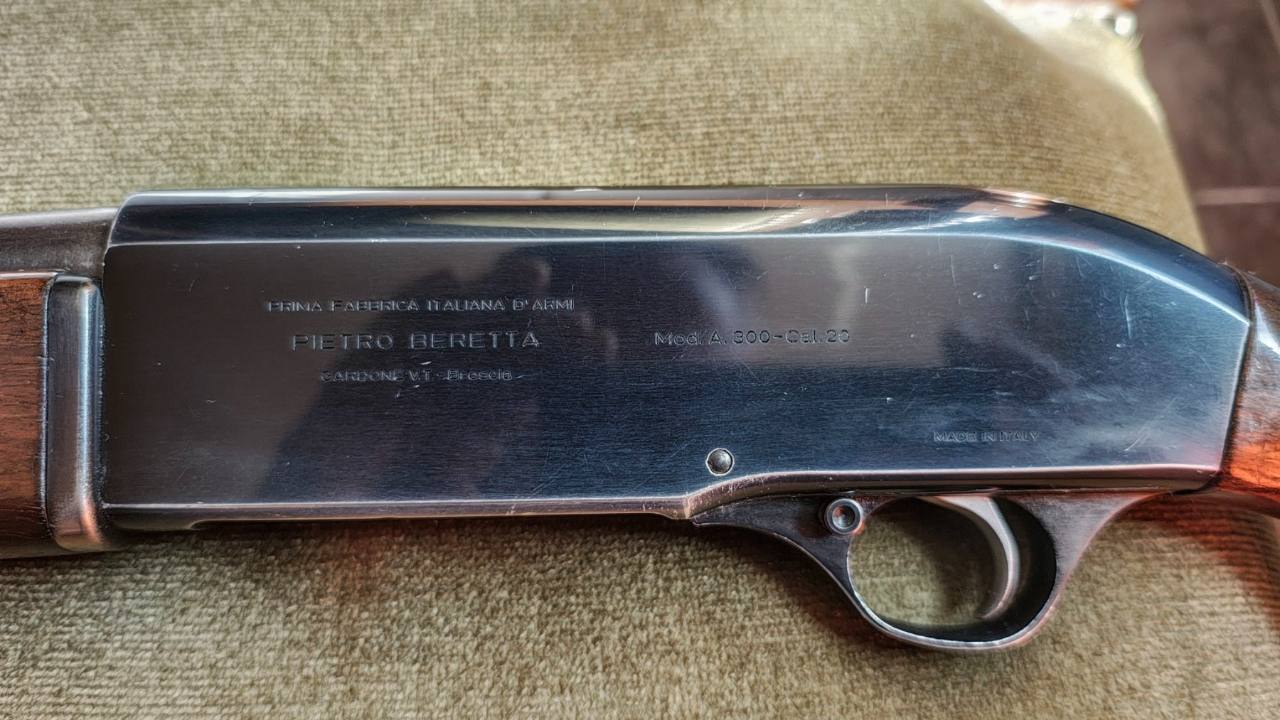 Beretta poluautomat