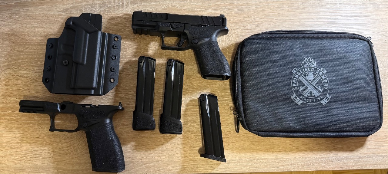 HS ECHELON 4.0C 3DOT + holster + L frame