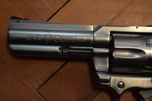 Revolver Colt King Cobra, 357 mag