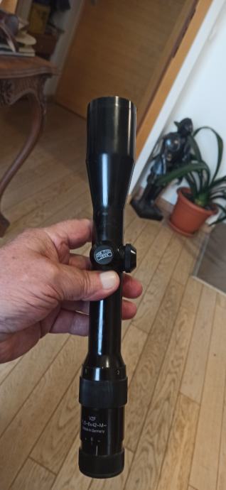 CILJNIK ZEISS 1.5-6×42