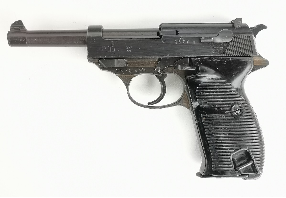 Walther P38 1944.