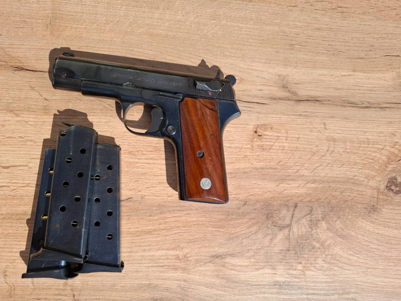 PIŠTOLJ CRVENA ZASTAVA M88 9X19